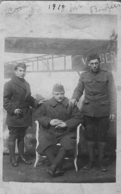 lester12.jpg
George B. Thomas is shown on the right of this World War I photograph.  He was from Glade Spring, VA
