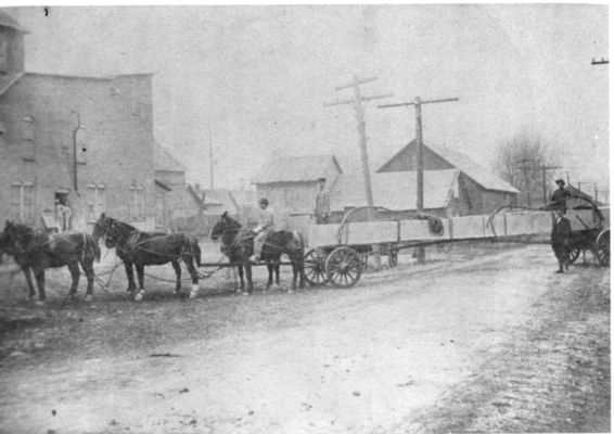 Chilhowie - Lumber Wagons
This circa 1910 photo shows horse-drawn wagons loaded with lumber approaching the Chilhowie Railroad Depot.  Courtesy of Edna Bonham Love.
