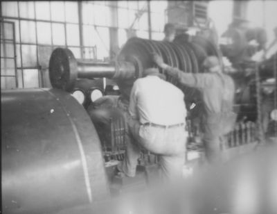 Saltville - Mathieson Alkali Works
This John Porter Photo from the late 1930s shows some of the equipment used in the Mathieson Alkali Works.
