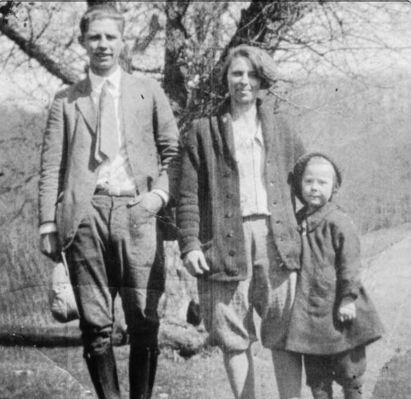 mcmillanflorablack.jpg
Walton Wiley Colvard, Dora Pauline Reeves, Alma 
Colvard, circa 1925, Ashe County.  Courtesy of Carole Eastridge Waters.

