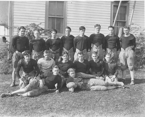 mtairyfootball1929.jpg
This is a 1929 photo of the Mount Airy, NC High School Football team.

