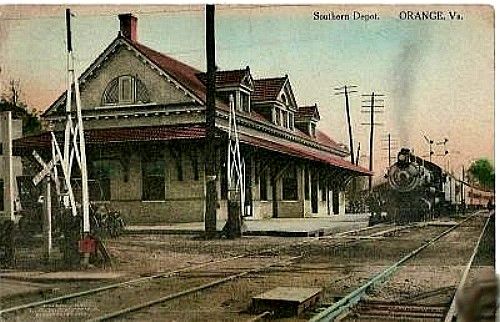 orangedepot1912.jpg
This is from a 1912 postcard.
