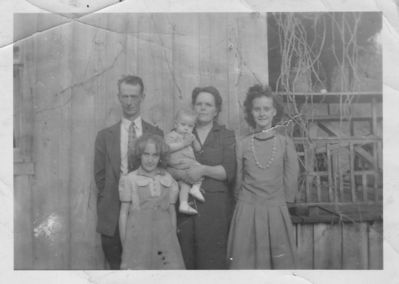 Paisley, John and Winnie Weaver
John Paisley, Dawn, Robert, and Winnie Weaver Paisley.  They lived at Sugar Grove, Smyth County, VA.
