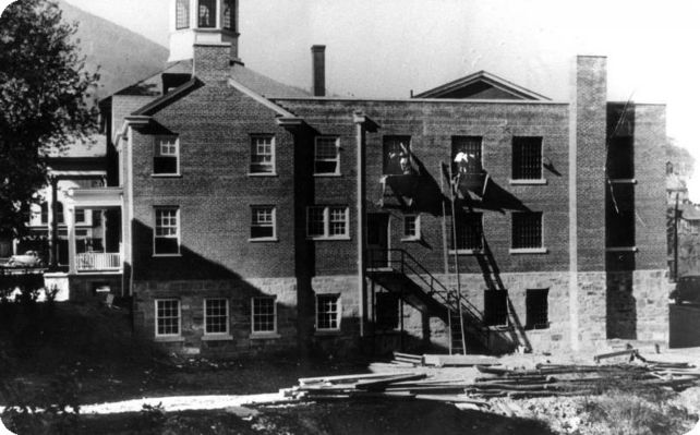 pearisburgjail.jpg
This 1938 photo shows some improvements being made to the Giles County jail.
