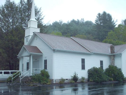 Tuckrdale Baptist Church
Photo September 13, 2006 by Jeff Weaver.
