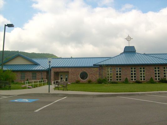 Mountain City - Saint Anthony of Padua Roman Catholic Church
Photo May 18, 2007 by Jeff Weaver.
