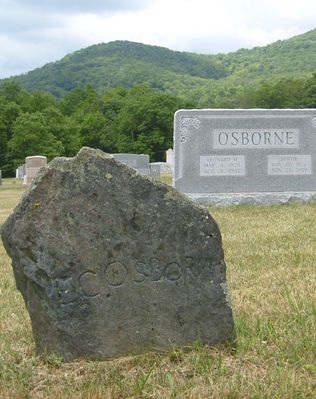 Haw Orchard - Gravemaker for Enoch Cicero Osborne
This gravesite is in the Haw Orchard Cemetery.  Uncle Cicero didn't want a "Store bought tombstone." Photo June 13, 2007 by Jeff Weaver.
