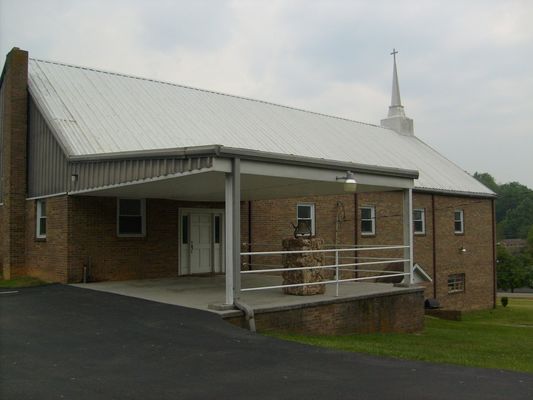 Glade Spring - Glade Community First Church of God
Photo May 23, 2007 by Jeff Weaver.
