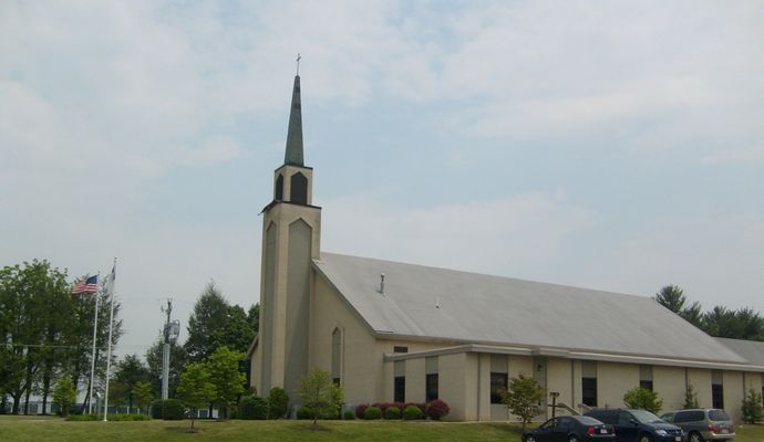 Abingdon - Pleasant View United Methodist Church
You may explore the church's website [url=http://www.pleasantviewumc.com/]here[/url]  Photo by Jeff Weaver, May 23, 2007.
