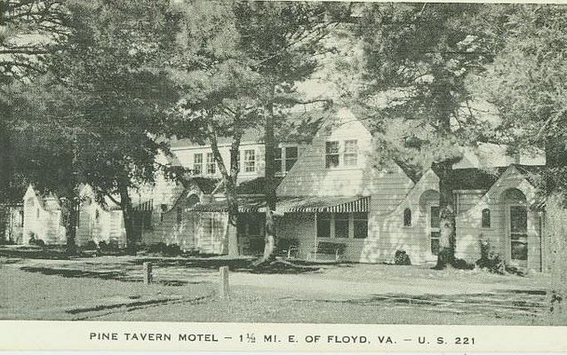 pinetavern.jpg
This postcard dates from about 1950.
