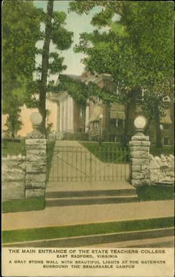 radfordcollege1936.jpg
This is a 1936 postcard.
