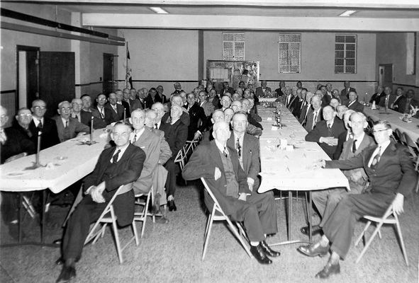 Saltville - Retired Mathieson Employee Dinner
DINNER FOR RETIRED MATHIESON EMPLOYEES / MADAM RUSSELL CHURCH / SALTVILLE, VA. / DECEMBER 1956.  Courtesy of Don Smith [email]dsmith1043@comcast.net[/email]
 
