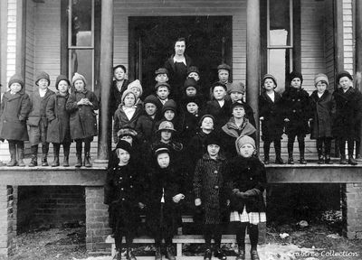 Saltville - Saltville Elementary School 1919
SALTVILLE ELEMENTARY  /  SALTVILLE, VA.  /  1919 /  THIS SCHOOL WAS LOCATED AT THE CORNER OF WEST MAIN ST. AND HENRYTOWN ROAD.  CRABTREE  COLLECTION  PHOTO Vourtesy of Don Smith [email]dsmith1043@comcast.net[/email]
