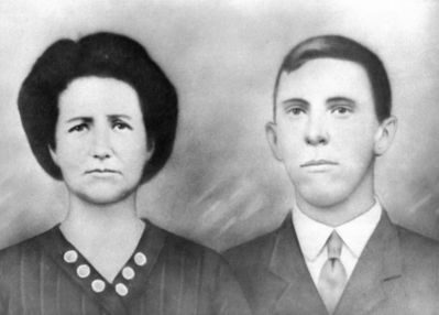 Sexton, Troy Steven and Martha AnnWarren
Troy Steven Sexton and Martha Ann Warren Sexton.  Submitted by great granddaughter Lynn Sexton Gallegos  Arbadella64@yahoo.com
 
 

