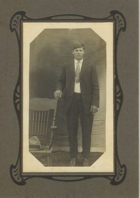 spencergreely2.jpg
Son of William T. "Bud" Spencer. Courtesy of Eleanor Jo Cox [email]ejcox@naxs.com[/email]
