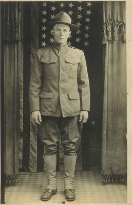 spencervictor.jpg
Victor Franklin Spencer, son of William Troy and Alice Osborne Spencer and husband of Melinda Jane Weaver, in his WW1 uniform.  Courtesy of Eleanor Jo Cox [email]ejcox@naxs.com[/email]

