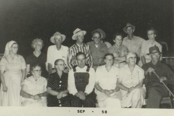 spencerwmgrandchildren.jpg
This photo dated September 1958 is of most of Grandpa Spencer's children and spouses. Missing are Charlie who had died a few years earlier, Charlie's widow, Myrtle Woods Spencer, Greeley, and Blake. The one hiding in back could be either Greeley or Blake.
Standing: Viola, Jane, Kilby, Glen, Joe, Bertha, Orie, and Hester.  Seated: Maggie, Blannie, Carl, Wave, Imogene, and Victor.
Courtesy of Eleanor Jo Cox [email]ejcox@naxs.com[/email]

