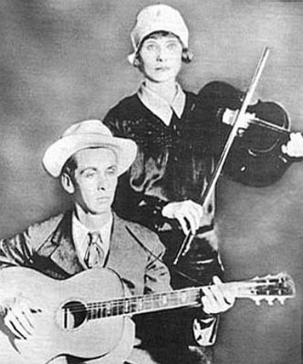Stoneman, Ernest V. and Hattie Frost Stoneman
Photo from the 1920s shows this early country music duo from Grayson County.
