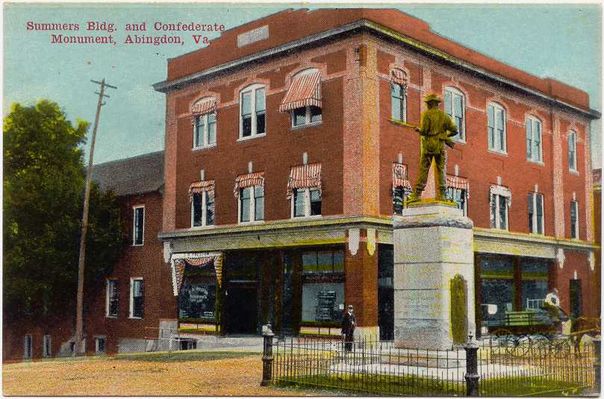 summersbldg.jpg
This is a circa 1910 postcard showing the Summers Building on the main square in Abingdon.
