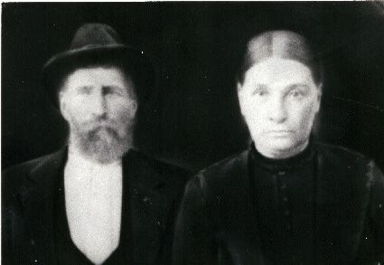 teddersanders.jpg
John Wesley Tedder (1848-1924) and wife Nancy Sanders Tedder (1851-1932).  Photo courtesy of Mary Ann Talbott.
