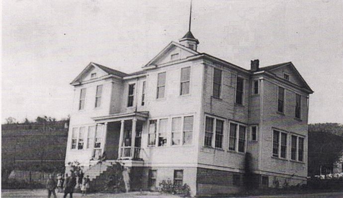 troutdaleschool.jpg
This image was made in 1937
