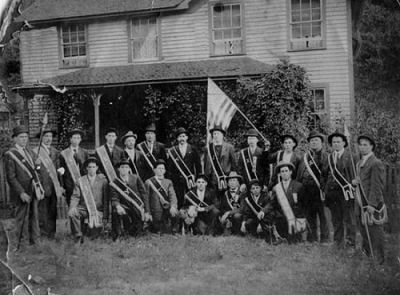 If you might be able to identify any of these individuals, please contact Nanalee C Wrenn. 
Keywords: Unknown, men