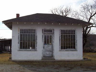 Rural Home - Warrick's Store
Warrick's Store, Rural Home P.O. (historic) Providence Dist. Grayson Co. VA.  Photo by David Arnold
