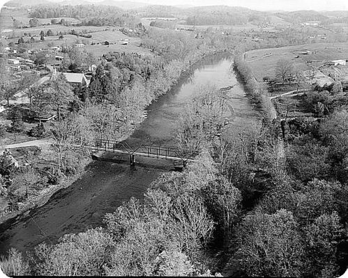 weaverbridge.jpg
This is the Riverside Bridge on Weaver Pike Road near Bluff City, TN.  This bridge was built in 1913.
