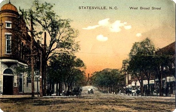 westbroadstreet.jpg
This is from a circa 1910 postcard.
