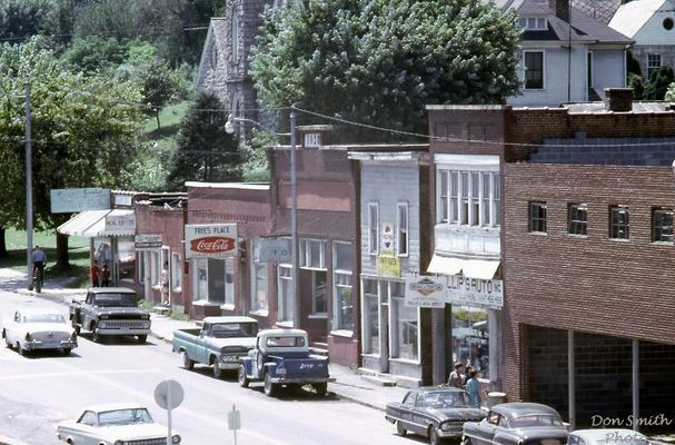 westmain91967.jpg
This Don Smith Photo was taken in September 1967.  [email]dsmith1043@comcast.net[/email]
