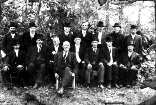 wiljohn7.jpg
Baptist Preachers of the Alleghany Co, NC, area c1914. The man in front, on the left is John Mack Williams (1868-1952). Who are the others?  Courtesy of Jason Duncan.

