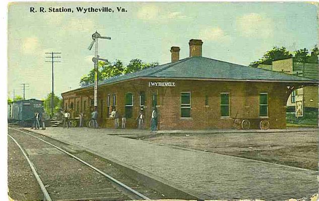 wythevillerr1912.jpg
This is a 1912 postcard view of the Norfolk and Western Depot in Wytheville.
