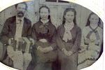 Filename=penningtonsisters.jpg
Filesize=456KiB
Dimensions=1470x979
Date added=Mar 20, 2006 penningtonsisters.jpg