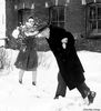 Filename=snowballfight1940.jpg
Filesize=99KiB
Dimensions=728x800
Date added=Mar 20, 2007 snowballfight1940.jpg