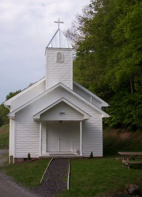 Whitetp - Upper Helton Seperate Baptist Church
Photo Summer 2005 by Jeff Weaver.  This church is located near Whitetop.
