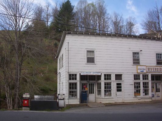 100_1568.jpg
Photo April 16, 2006 by Jeff Weaver
