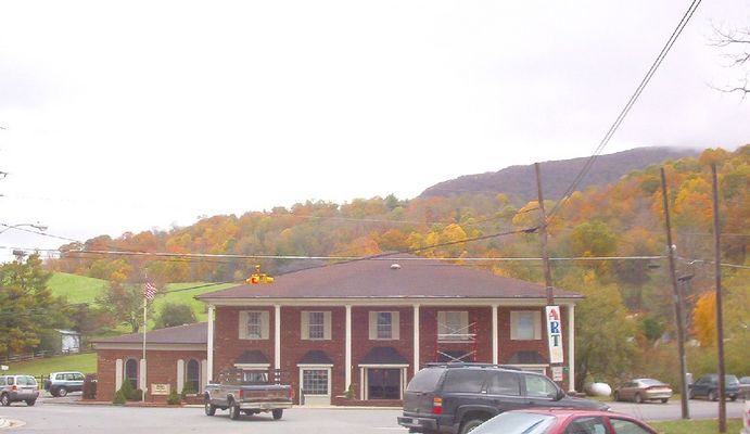 100_1785.jpg
Photo October 20, 2006 by Jeff Weaver.
