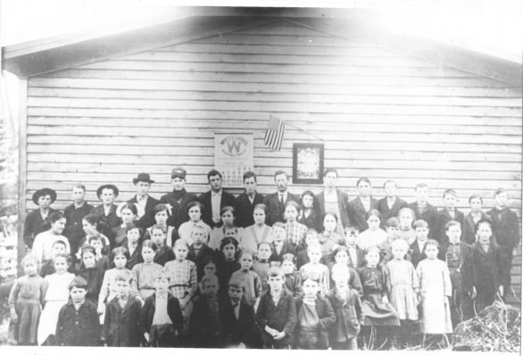 923.jpg
This is a photo of the Wolf Knob School taken in January 1913.  
