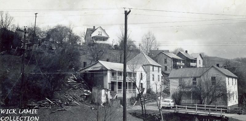CEDARBRANCH1956761.jpg
THIS IS THE CEDAR BRANCH AREA LOOKING EAST FROM HWY 91 NEAR WHERE THE BRIDGE CROSSES THE RIVER ON EAST MAIN ST.   THE PICTURE WAS MADE IN 1956 AND IS FROM THE WICK LAMIE COLLECTION.
 
Courtesy of DON SMITH [email]dsmih1043@comcast.net[/email]

