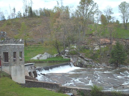 Picture 092.jpg
Photo April 30, 2006 by Jeff Weaver.
