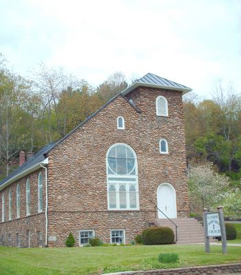 Picture 095.jpg
Photo April 30, 2006 by Jeff Weaver.
