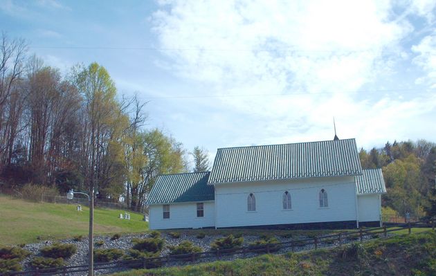 Picture 117.jpg
Photo April 30, 2006 by Jeff Weaver.
