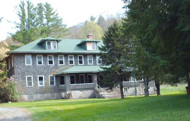 Picture 118.jpg
For a history of the Konnarock Training School, see [url=http://scholar.lib.vt.edu/theses/available/etd-04272003-171303/]Jean Shepherd Hamm's Ph.D. Dissertatio.[/url]  Photo April 30, 2006 by Jeff Weaver.
