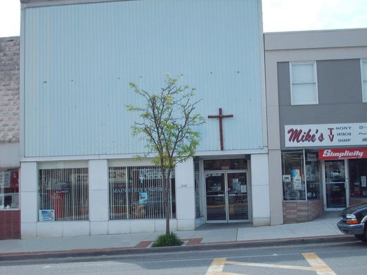 Picture 137.jpg
Photo May 1, 2006 by Jeff Weaver.
