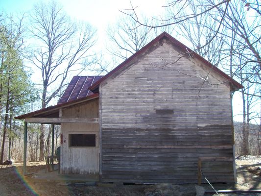 Lott's Gap - Siloam School
Located on Lott's Gap Road beside Siloam Church.  Photo by Shawn Dunford, courtesy of David Arnold [email]david.arnold@adelphia.net[/email]
