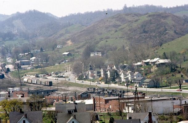 TOWNTELEAPRIL1968099.jpg
This April 1968 telephoto shot shows five Norfolk & Western diesel engines in Saltville and other railroad stock, as well as a view of West Main Street.  Photo courtesy of Don Smith [email]dsmith1043@comcast.net[/email]
