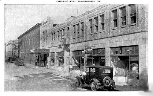 Blacksburg - College Avenue
This 1938 postcard shows College Avenue in Blacksburg.
