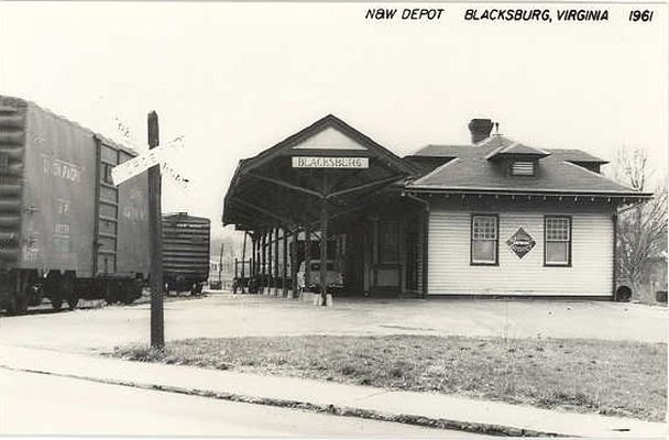 Blacksburg - Norfolk and Western Depot
This 1961 postcard shows the Norfolk and Western Depot at Blacksburg, VA.
