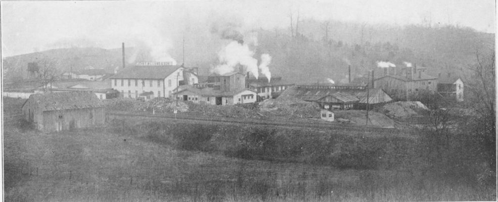 bristolbarrite.jpg
This view is from circa 1905 and shows the Barite mill at Bristol, Virginia.
