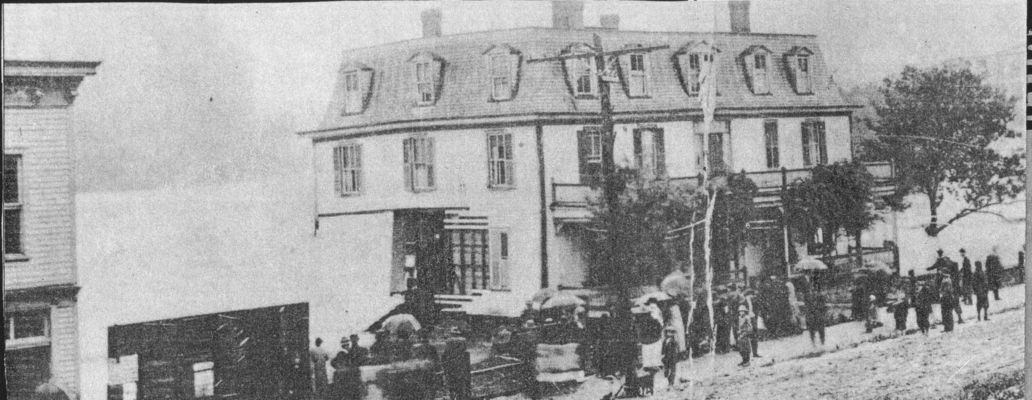colonialinn.jpg
This is a circa 1910 photo of the Colonial Inn, a hotel to entertain travellers to Washington Mills in Fries.
